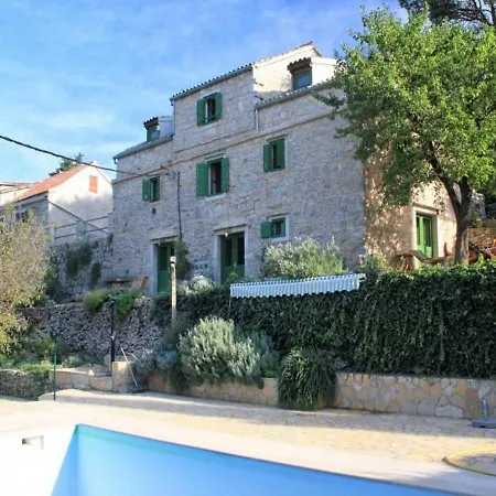 Villa Talez